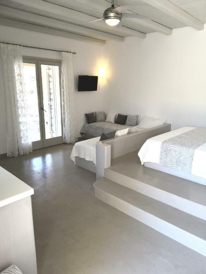 Notos Villa Schoinoussa Eksteriør bilde
